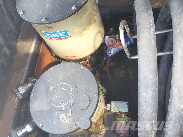 Hitachi KTEG KMC 350-5 Εκσκαφείς κατεδαφίσεων