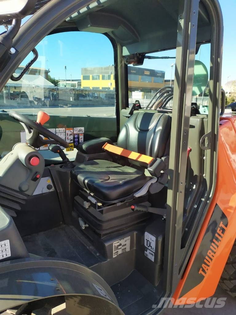 Ausa T 204 H Telescopic handlers