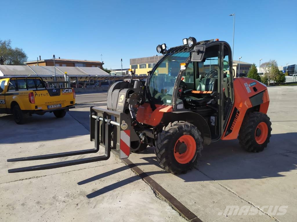 Ausa T 204 H Telescopic handlers