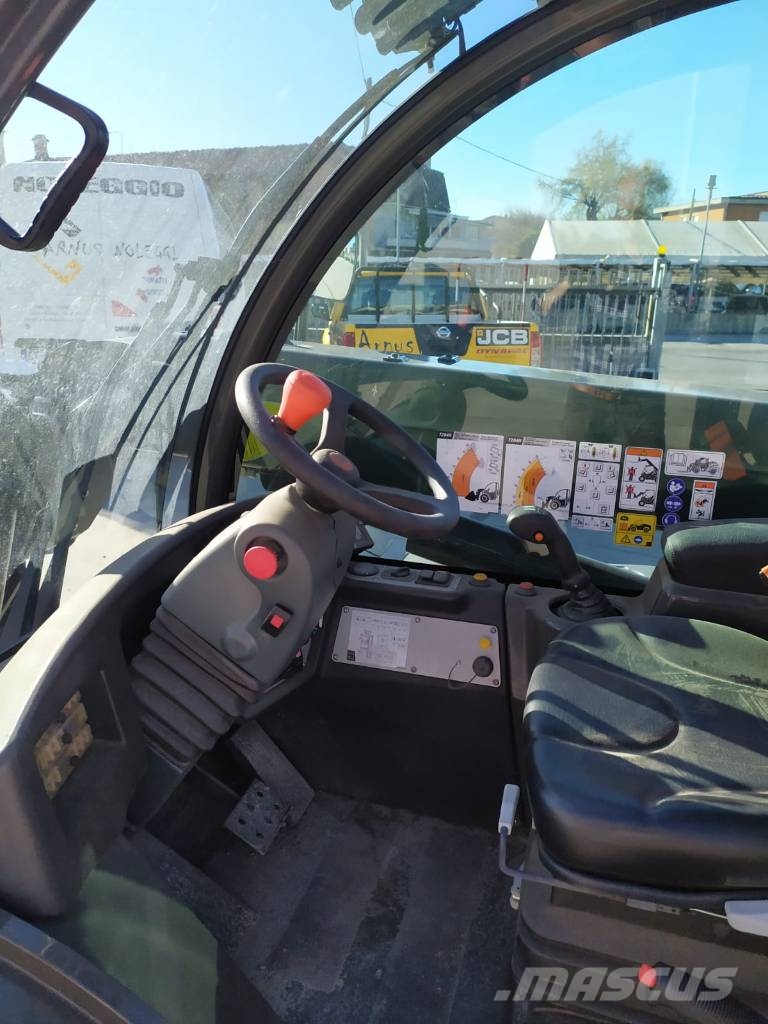Ausa T 204 H Telescopic handlers