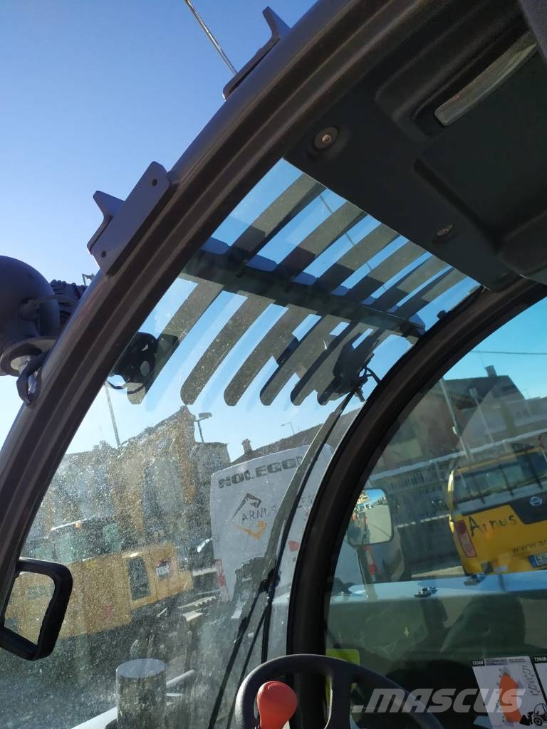 Ausa T 204 H Telescopic handlers
