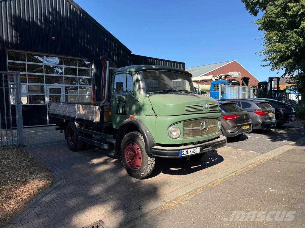 Mercedes-Benz 710 4X4 + Palfinger kraan / Oldtimer / 52.539km !! Kranen voor alle terreinen