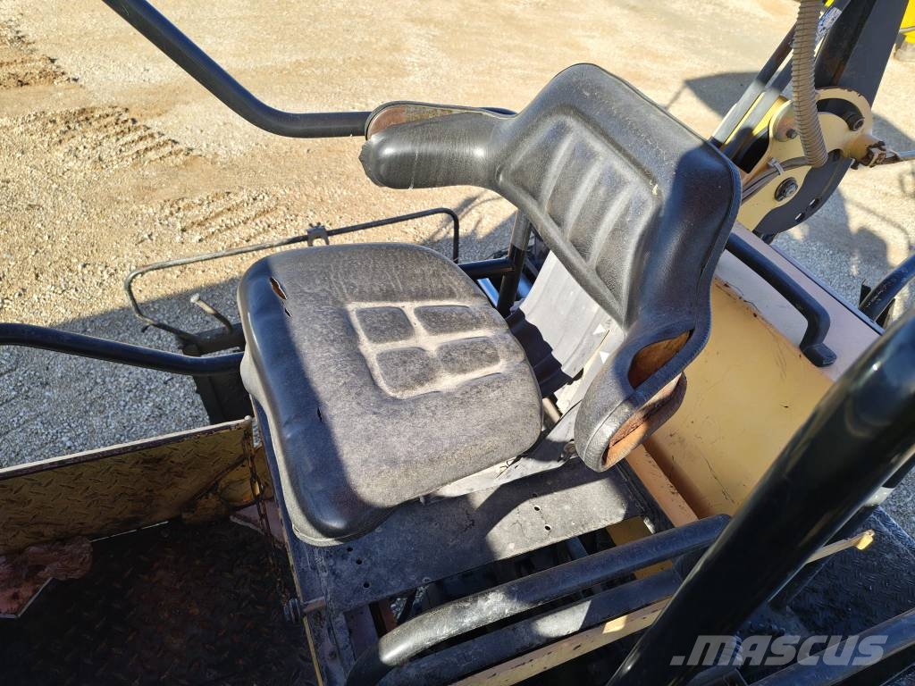 Dynapac F 121-6W Asphalt pavers