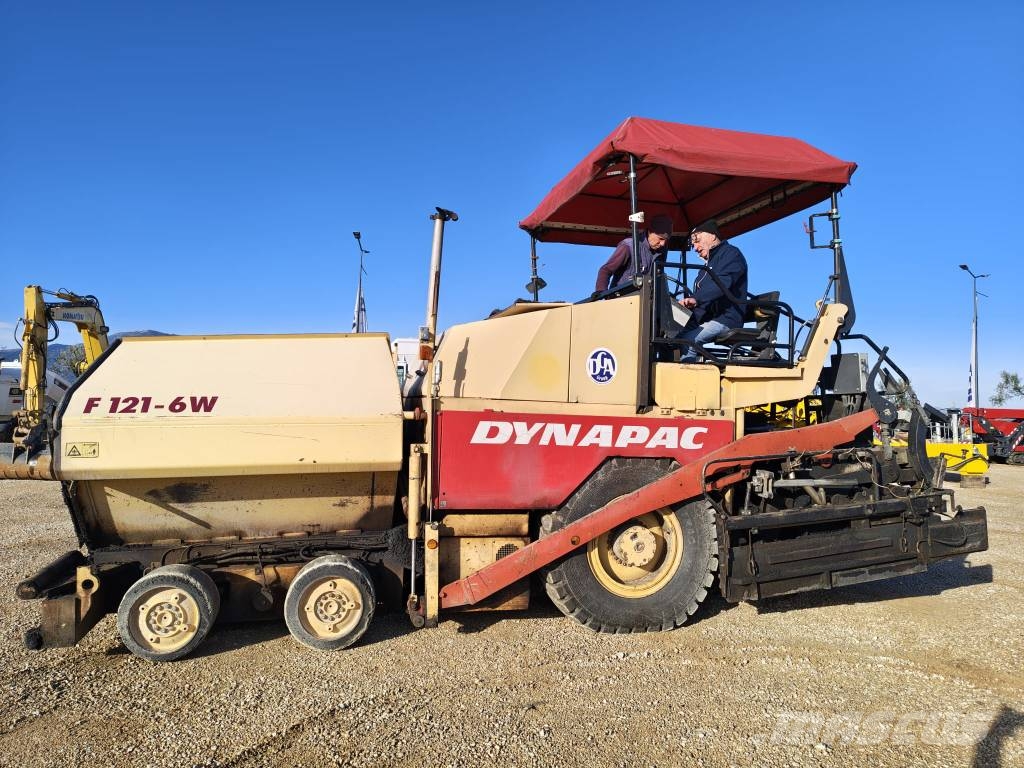 Dynapac F 121-6W Asphalt pavers
