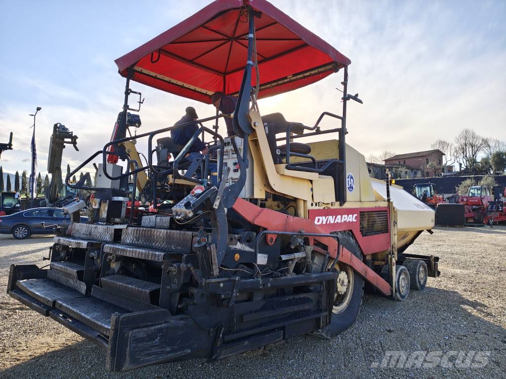 Dynapac F 121-6W Asphalt pavers