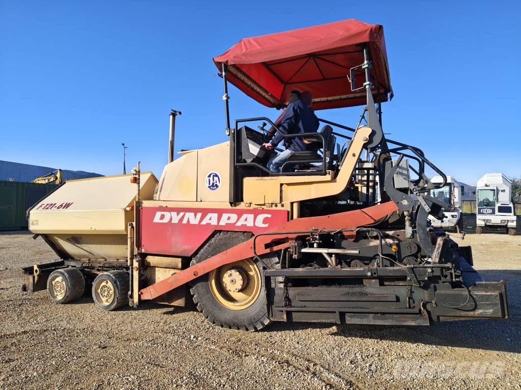 Dynapac F 121-6W Asphalt pavers