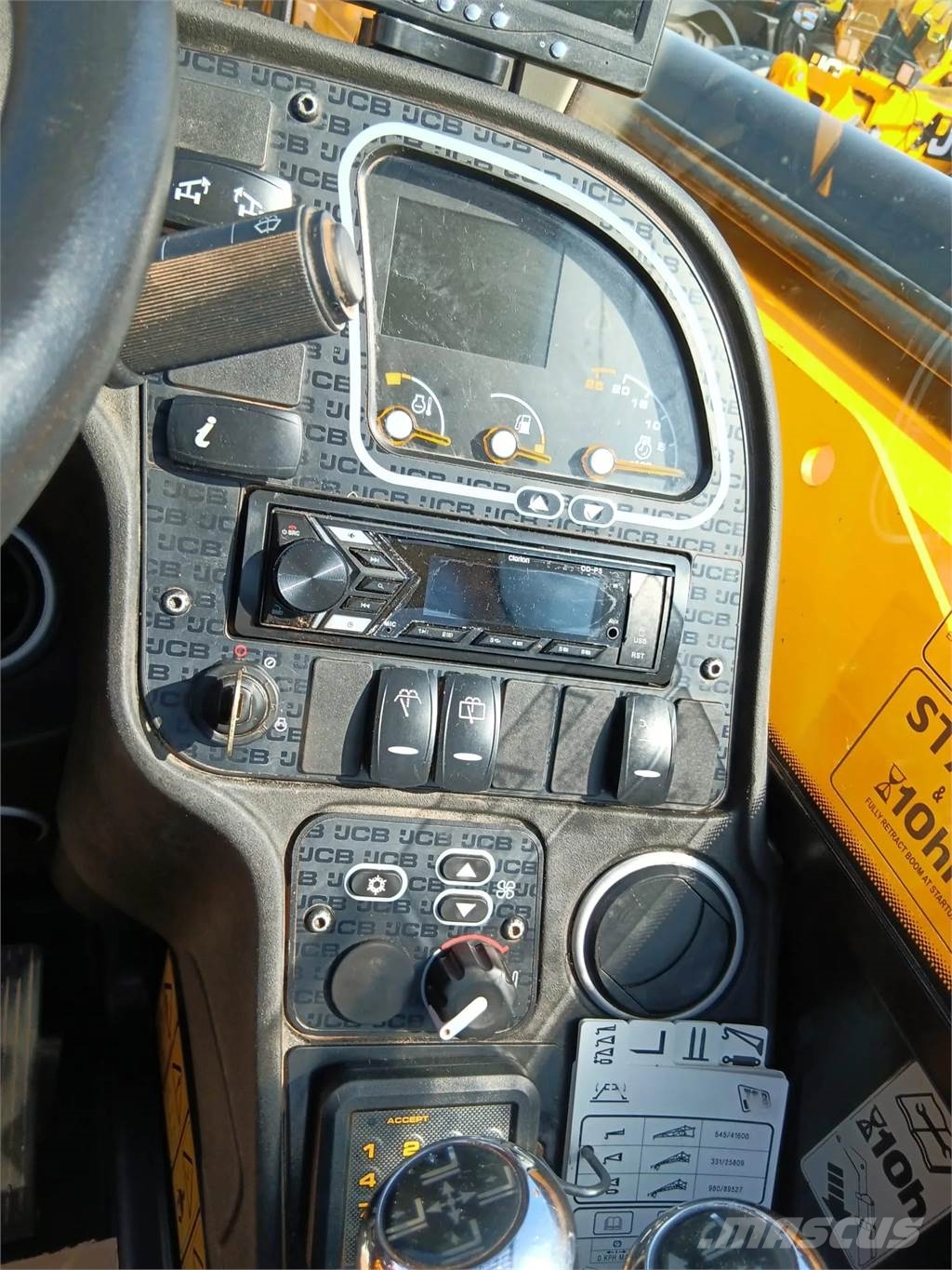 JCB 540-140 Телескопические погрузчики