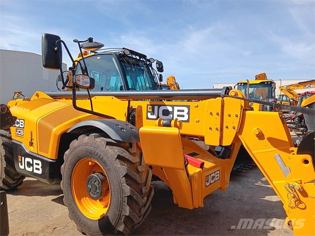 JCB 540-140 Телескопические погрузчики