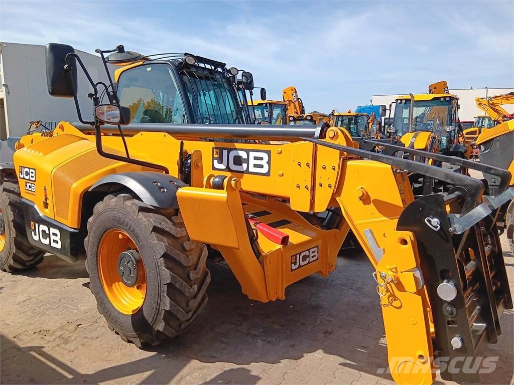 JCB 540-140 Телескопические погрузчики