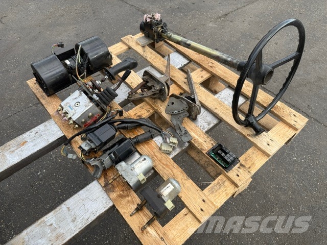 Zettelmeyer ZL 502 USED CAB PARTS Cabine en interieur