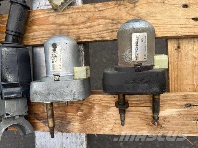 Zettelmeyer ZL 502 USED CAB PARTS Cabine en interieur