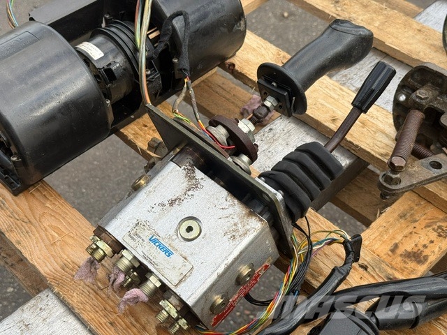 Zettelmeyer ZL 502 USED CAB PARTS Cabine en interieur