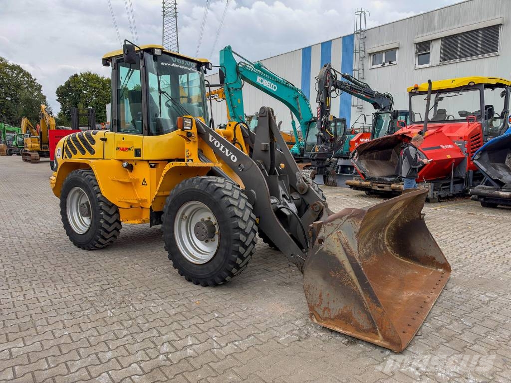 Volvo L40 B TP 71 kW Gabel + Schaufel SW Radlader