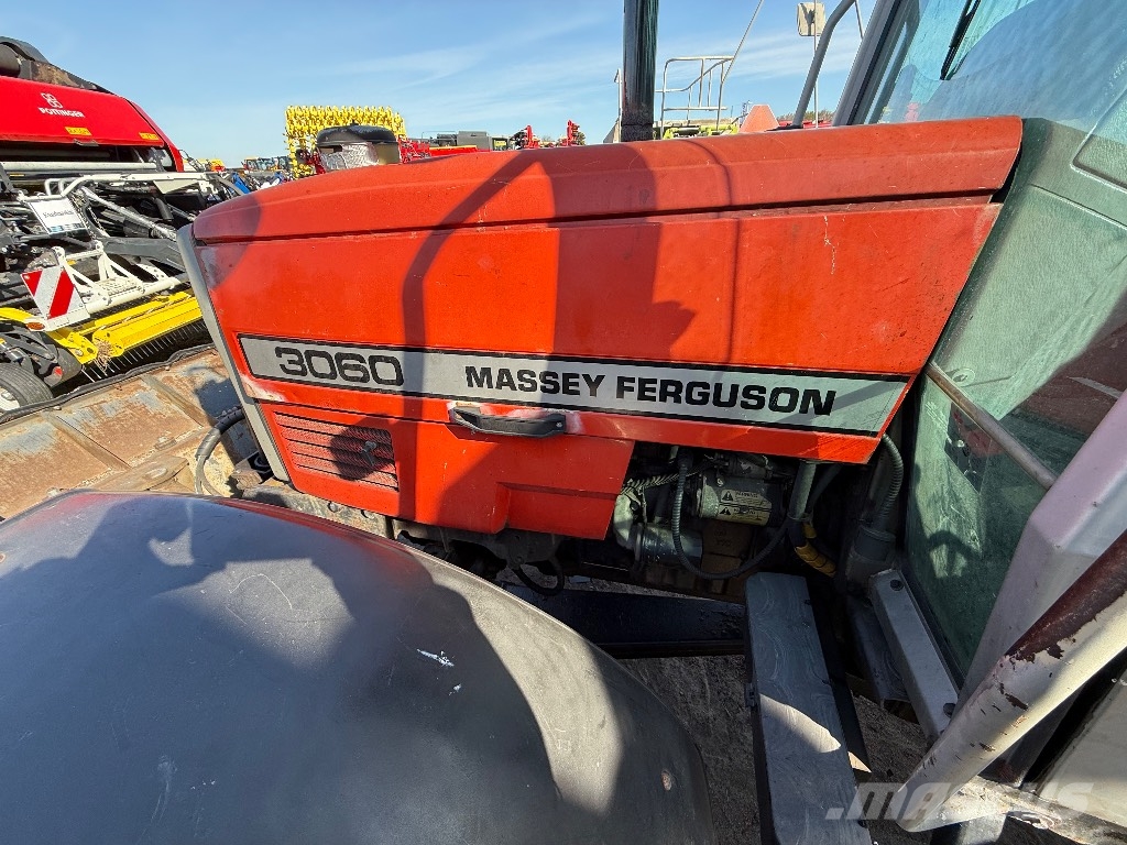 Massey Ferguson 3060 4WD inkl snöplog Трактори