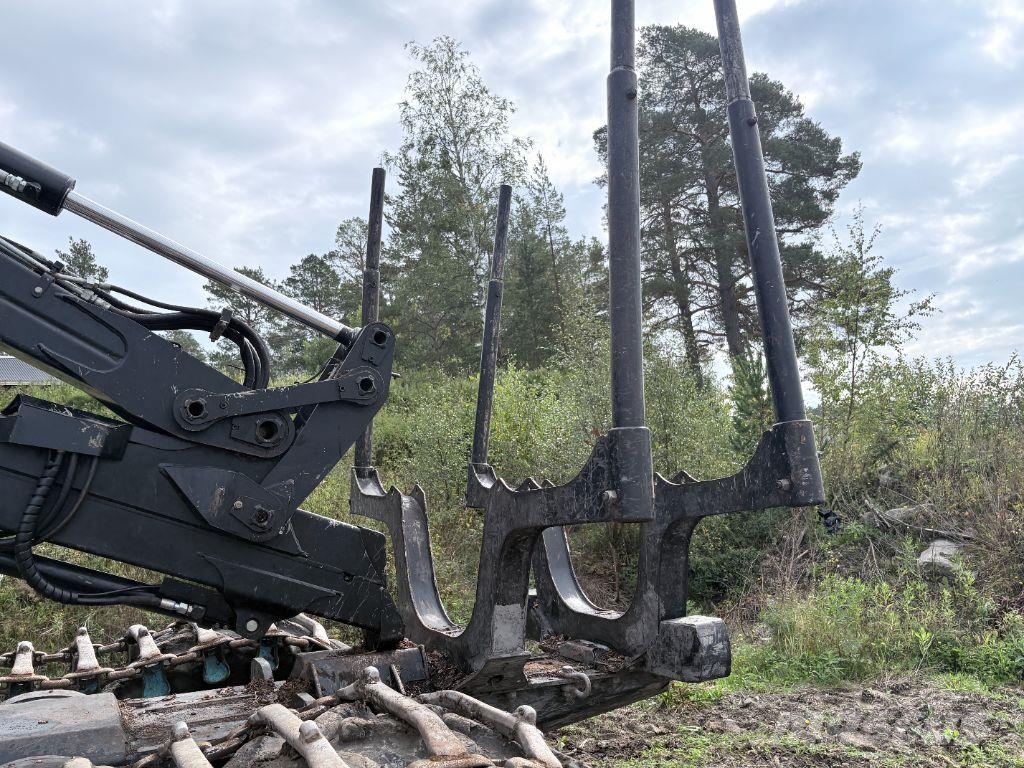 Komatsu 835 Forwarderid