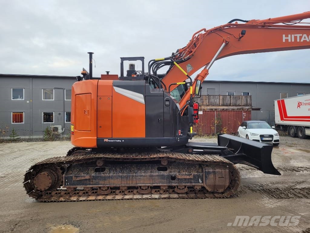 Hitachi ZX 225 US LC-7 MED BLAD , UTHYRES Raupenbagger