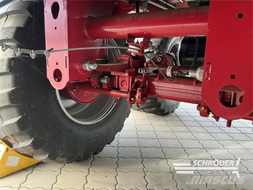 Strautmann MAGNON 8-370 DO Laadurhaagised
