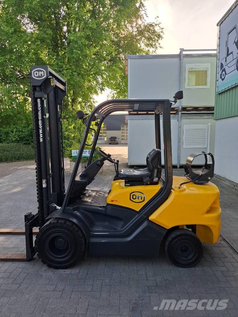 OM XG30 Heftruck LPG forklifts