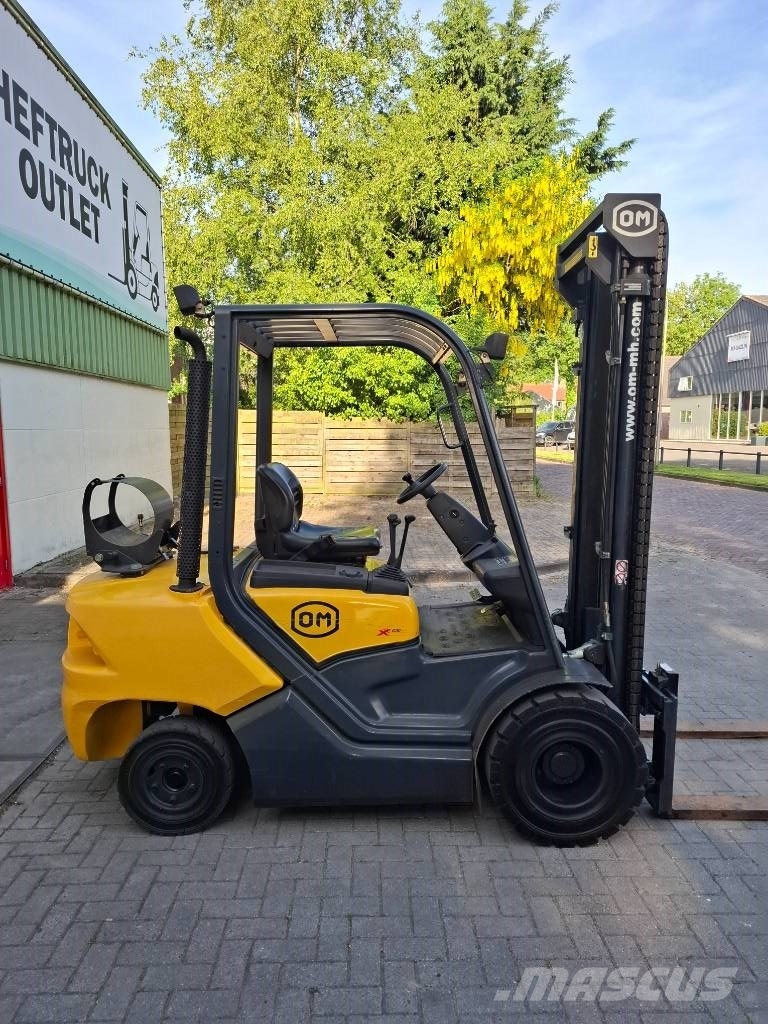 OM XG30 Heftruck LPG forklifts