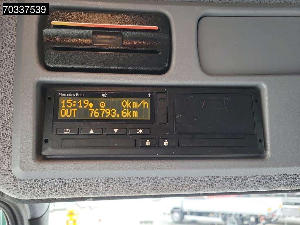 Mercedes-Benz Atego 1324 4X2 6-Cylinder Engine Automatic Tailgat Furgons