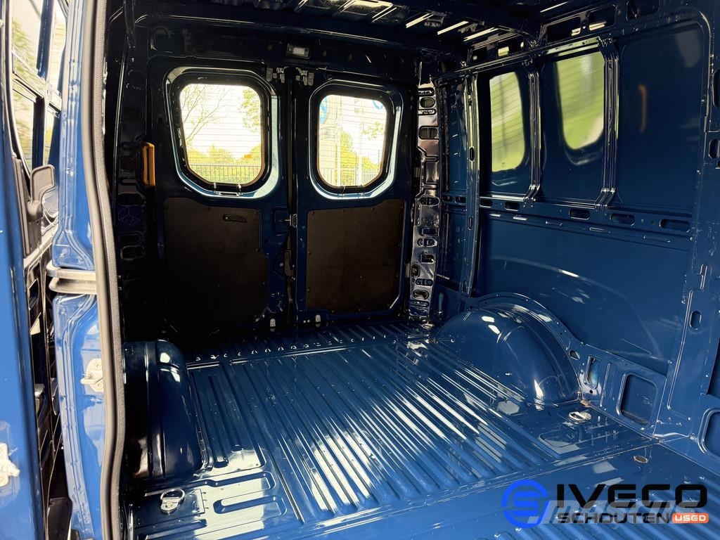 Iveco Daily 35S16V 2.3L 160pk | L2H2 W3520 | Handgeschak Other