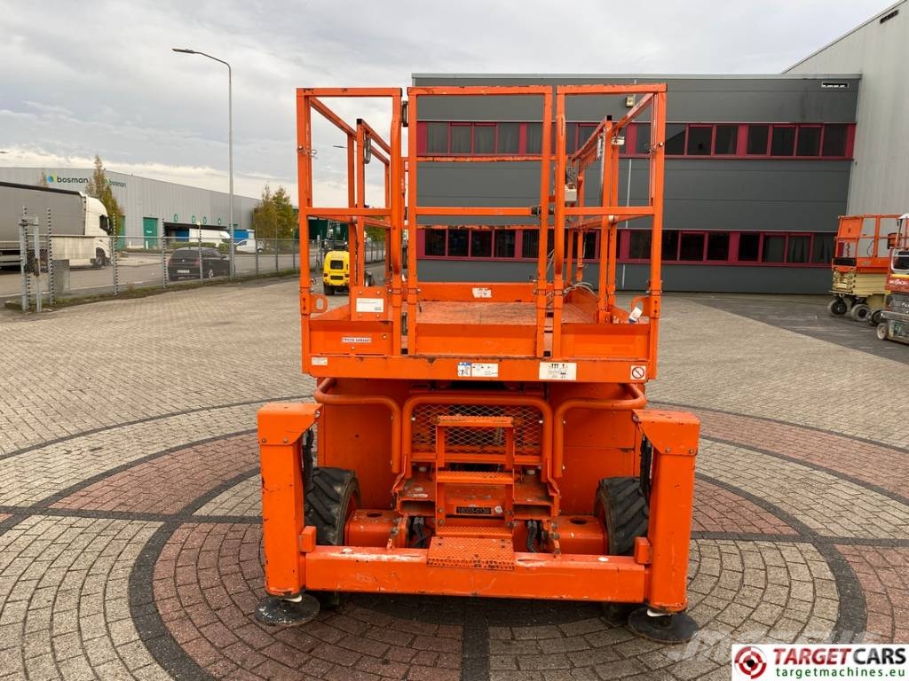 SkyJack SJ6826RT Diesel 4x4 Scissor Work Lift 992cm シザースリフト