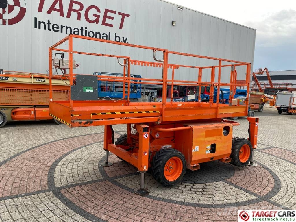 SkyJack SJ6826RT Diesel 4x4 Scissor Work Lift 992cm シザースリフト