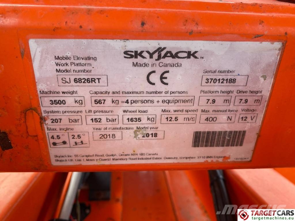 SkyJack SJ6826RT Diesel 4x4 Scissor Work Lift 992cm シザースリフト