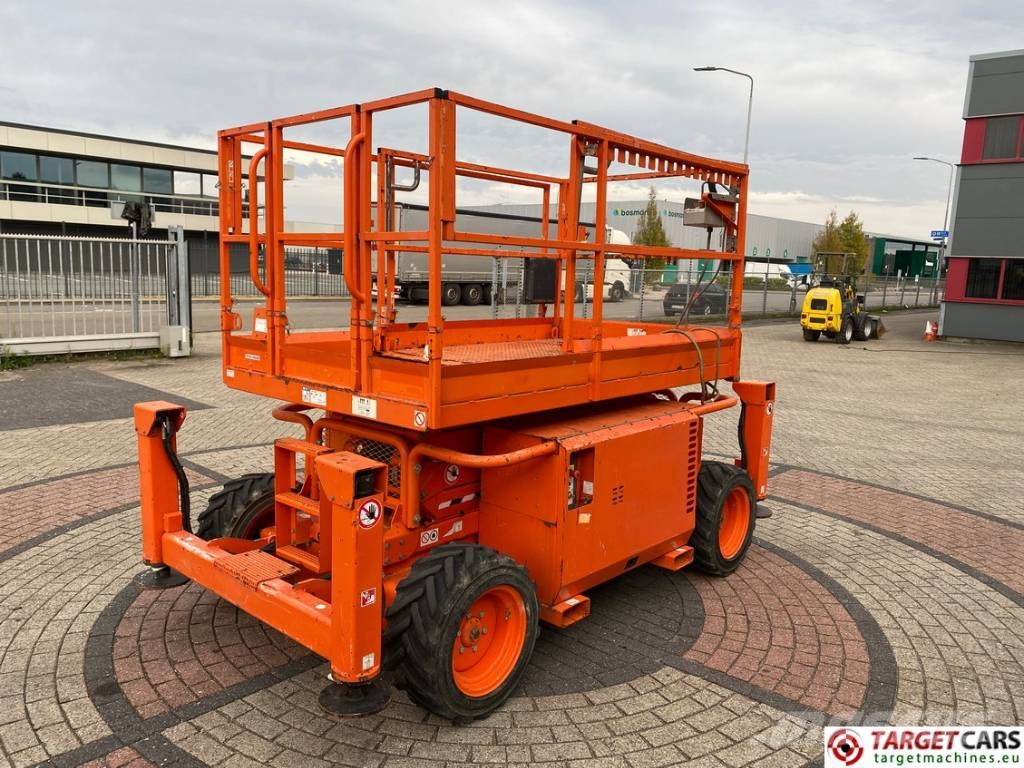 SkyJack SJ6826RT Diesel 4x4 Scissor Work Lift 992cm シザースリフト