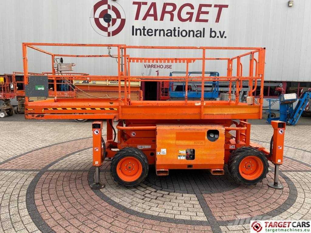 SkyJack SJ6826RT Diesel 4x4 Scissor Work Lift 992cm シザースリフト