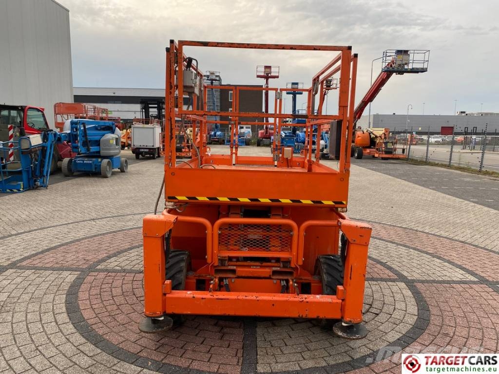 SkyJack SJ6826RT Diesel 4x4 Scissor Work Lift 992cm シザースリフト