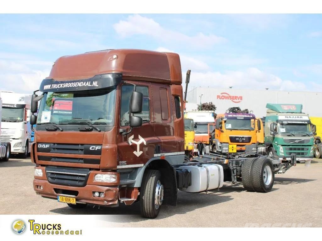 DAF CF 65 220 + lift + euro 5 Φορτηγά Σασί