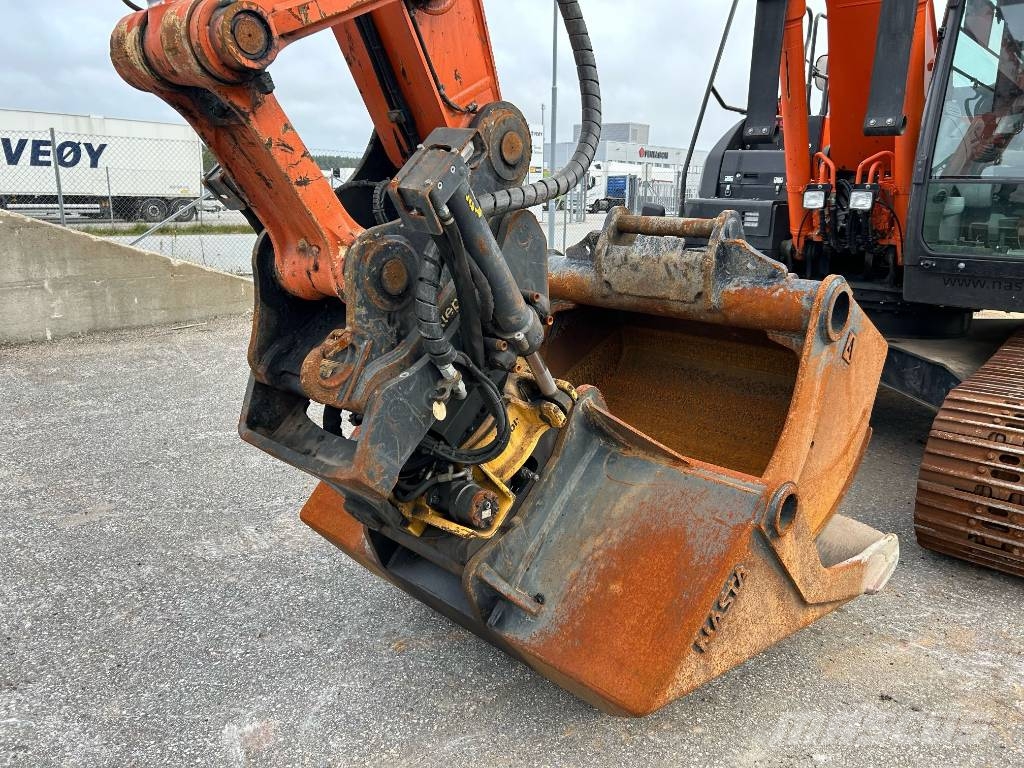 Hitachi ZX 210 LC-6 Escavadeiras de esteiras