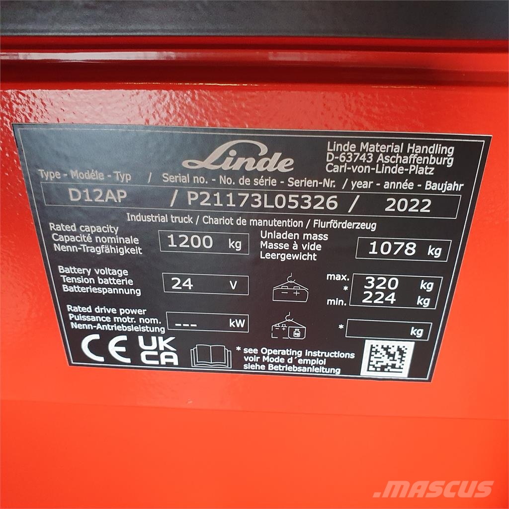Linde D12AP شاحنات مناولة ذاتية الدفع