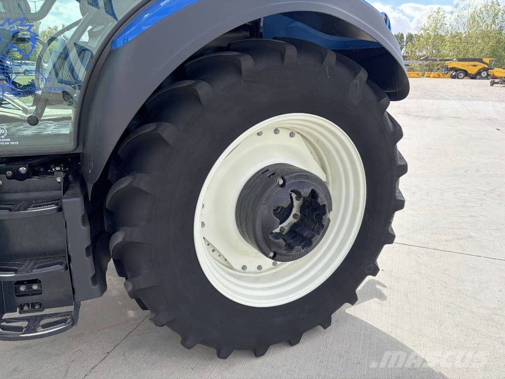 New Holland T5.120AC Traktorok