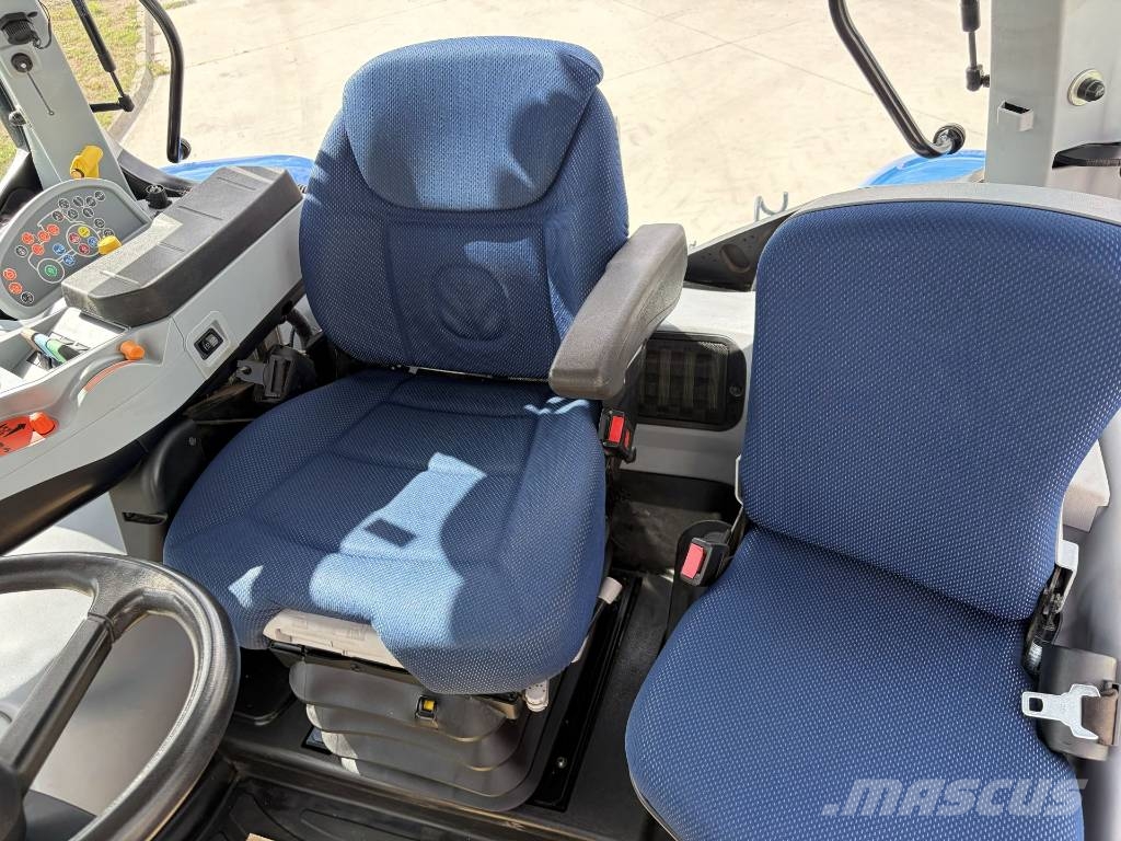 New Holland T5.120AC Traktorok