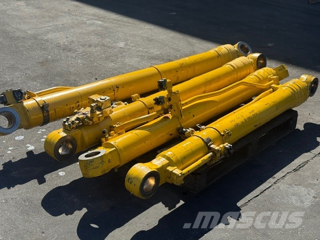 Komatsu PC 350 LC-8 PARTS ONLY !!!! Εκσκαφείς με ερπύστριες