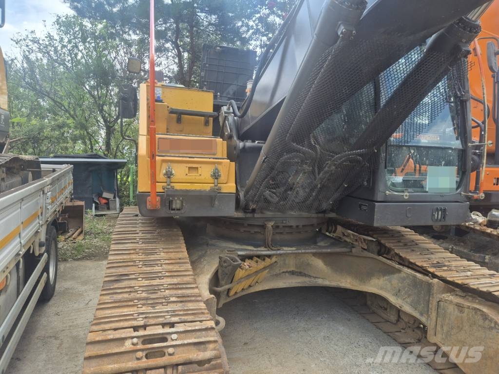 Volvo EC 300 E 履带挖掘机