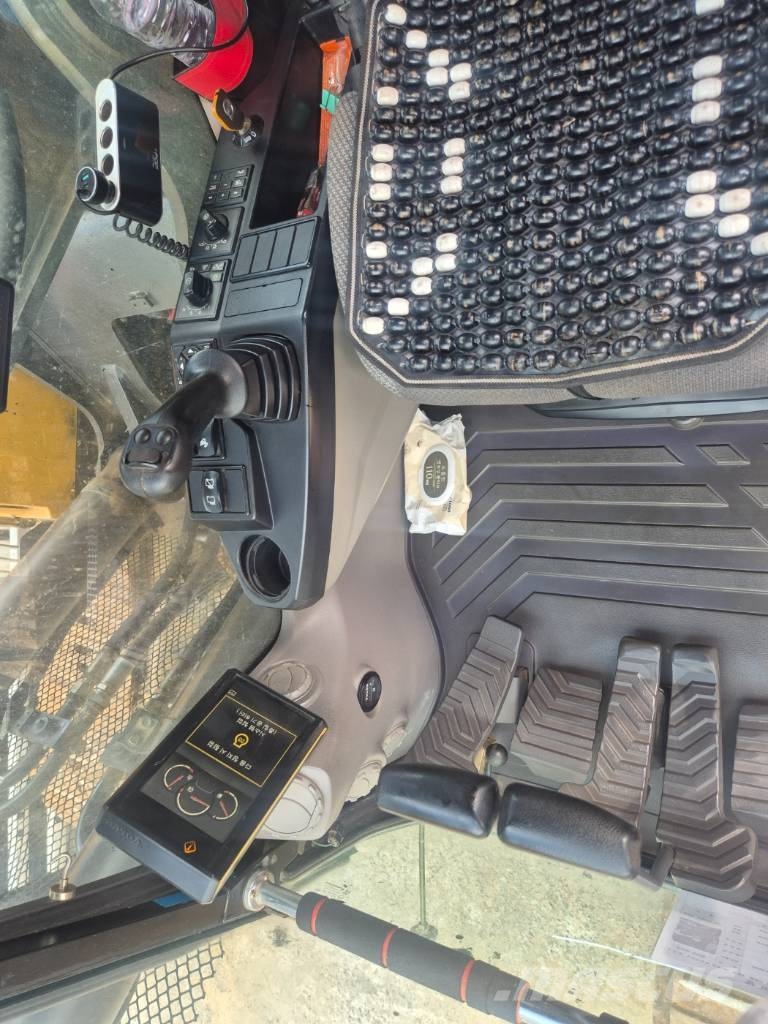 Volvo EC 300 E 履带挖掘机