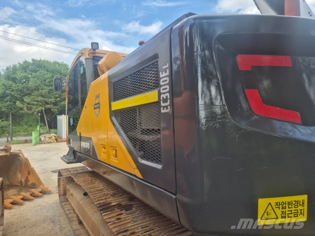 Volvo EC 300 E 履带挖掘机