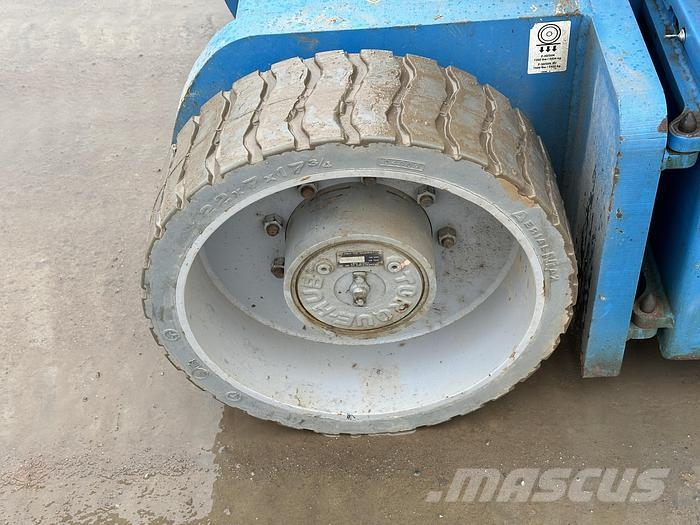 Genie Z30-20N رافعات سلة تلسكوبية