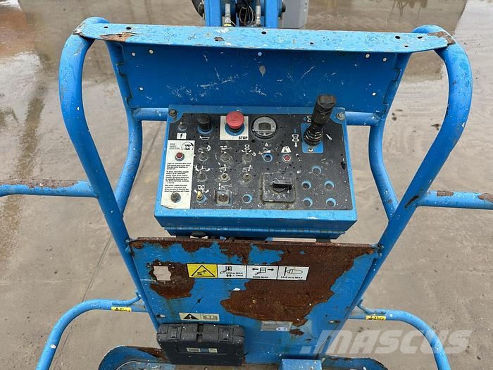 Genie Z30-20N رافعات سلة تلسكوبية