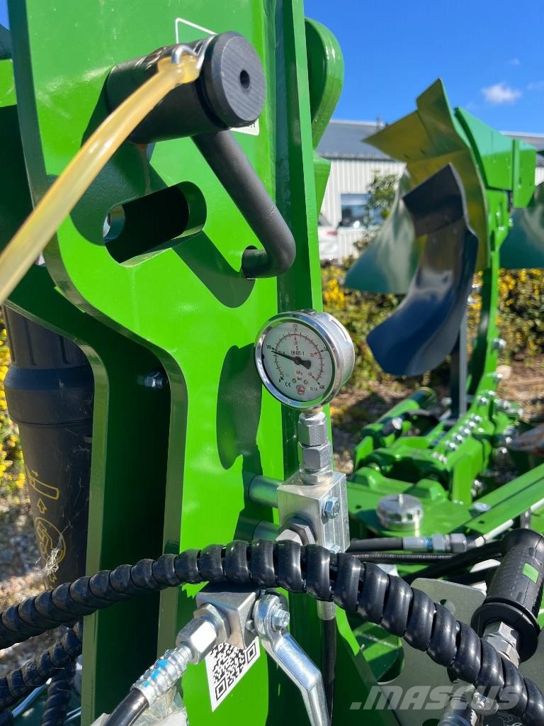 Amazone TERES Reversible ploughs