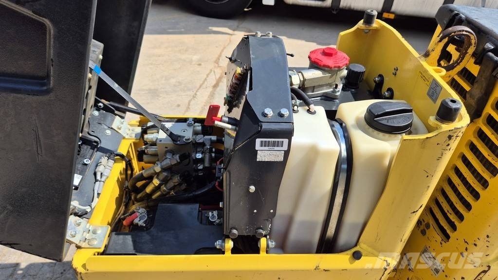 Bomag BMP8500 - YEAR 2021 - 330 WORKING HOURS مداحل ثنائية الاسطوانة