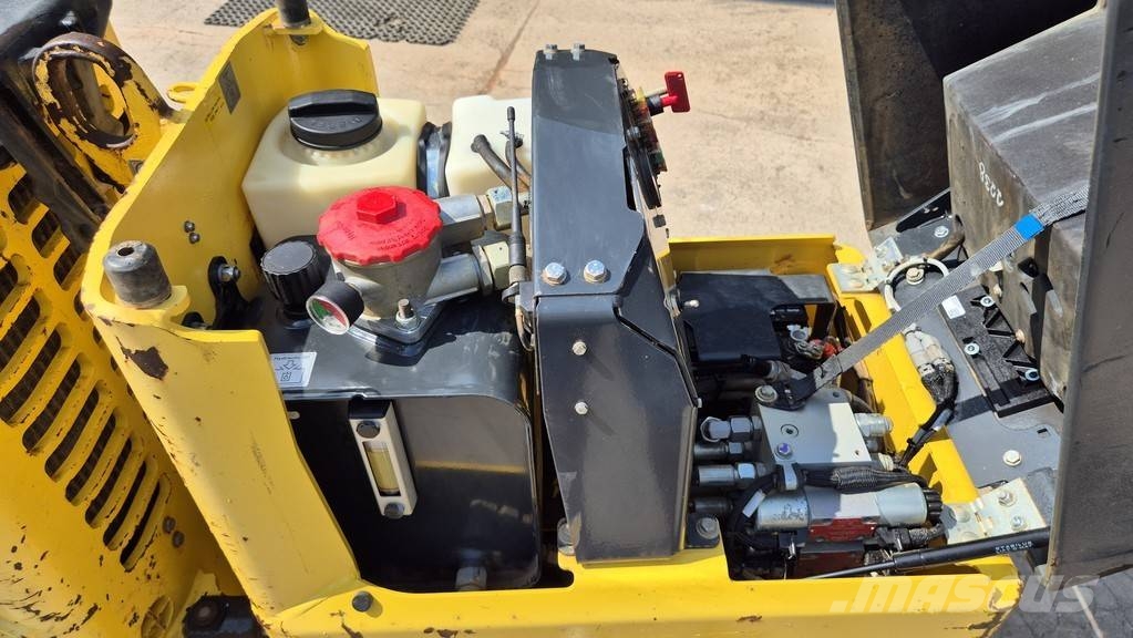 Bomag BMP8500 - YEAR 2021 - 330 WORKING HOURS مداحل ثنائية الاسطوانة