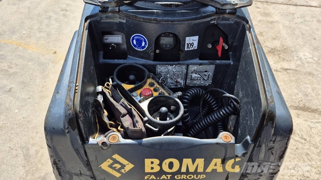Bomag BMP8500 - YEAR 2021 - 330 WORKING HOURS مداحل ثنائية الاسطوانة