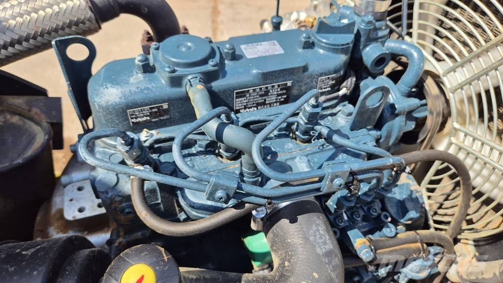 Bomag BMP8500 - YEAR 2021 - 330 WORKING HOURS مداحل ثنائية الاسطوانة