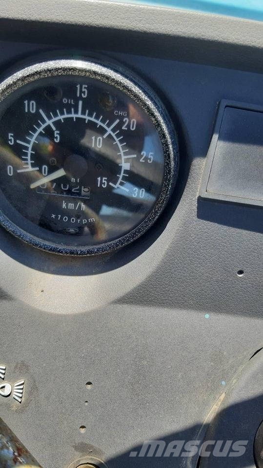 Mitsubishi 3250 Traktoren