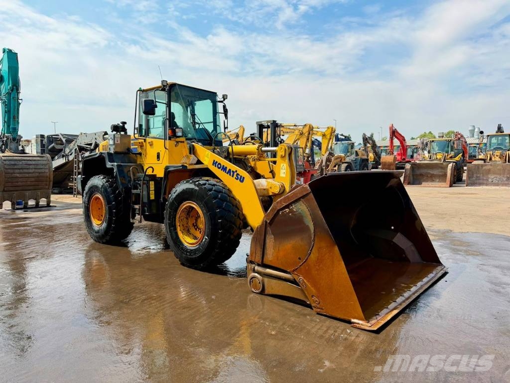 Komatsu WA 320-5 //BJ 2007 / 10549H/ZSA/Klima Cargadoras sobre ruedas