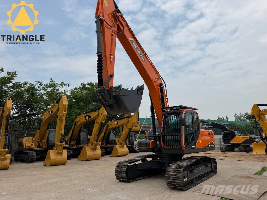 Doosan DX 225 LC Bagri goseničarji